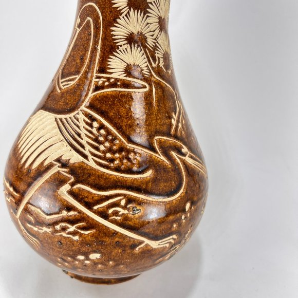 Sarawak Vase Clay Pottery Carved Crane Bird Glazed Brown Cream Ruffle Folk Art - Picture 9 of 13